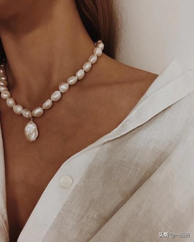 不对称性的珍珠耳环,宋慧乔同款双珠珍珠耳环