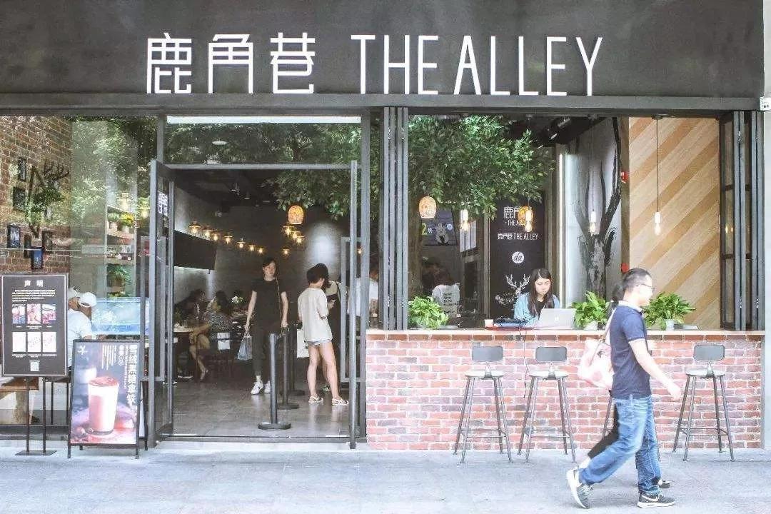 你知道哪些网红赚大钱的路子,开个网红奶茶店大概要多少钱