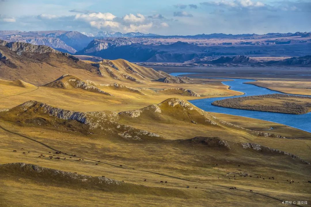 中国10条最美逆天的公路,一年仅开放四个月的独库公路