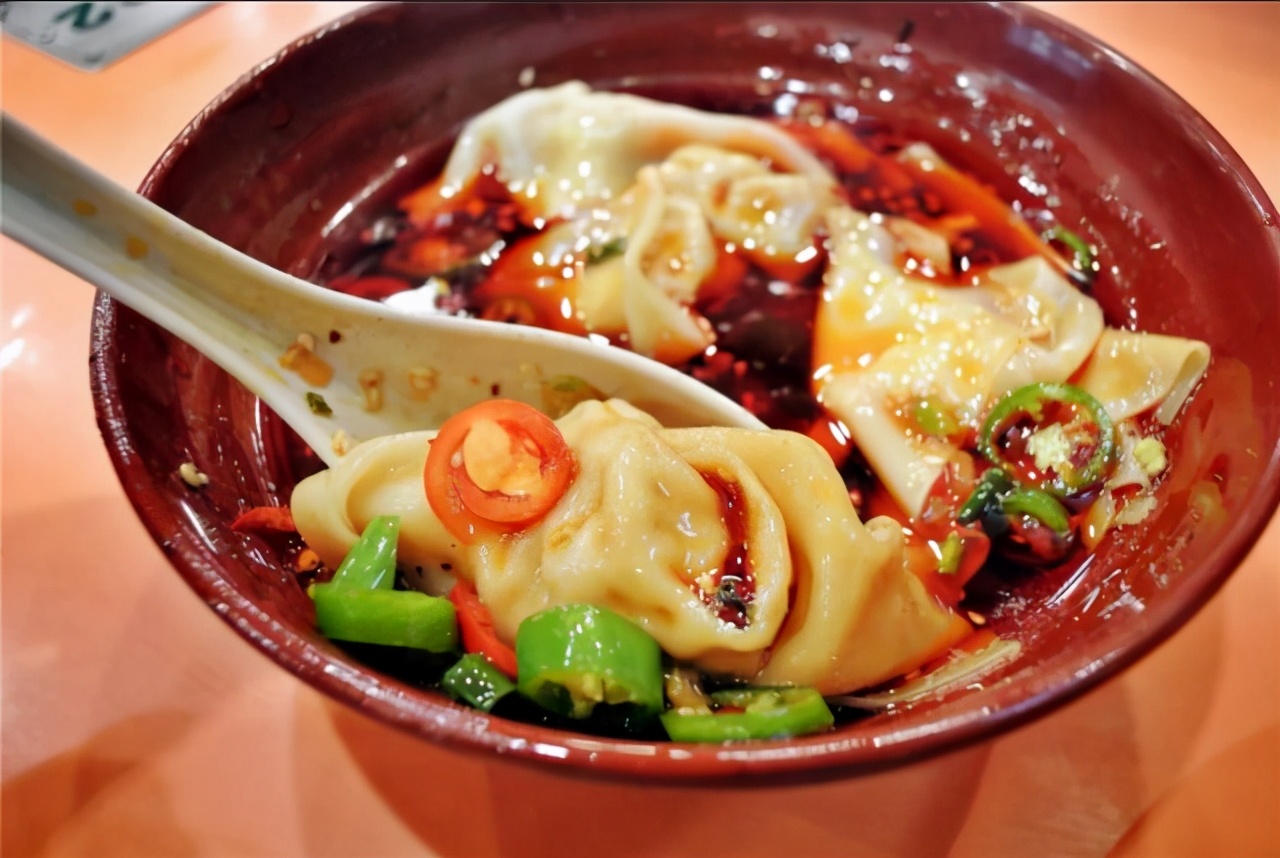 去成都必吃小吃有哪些,值得带给朋友品尝的成都小吃