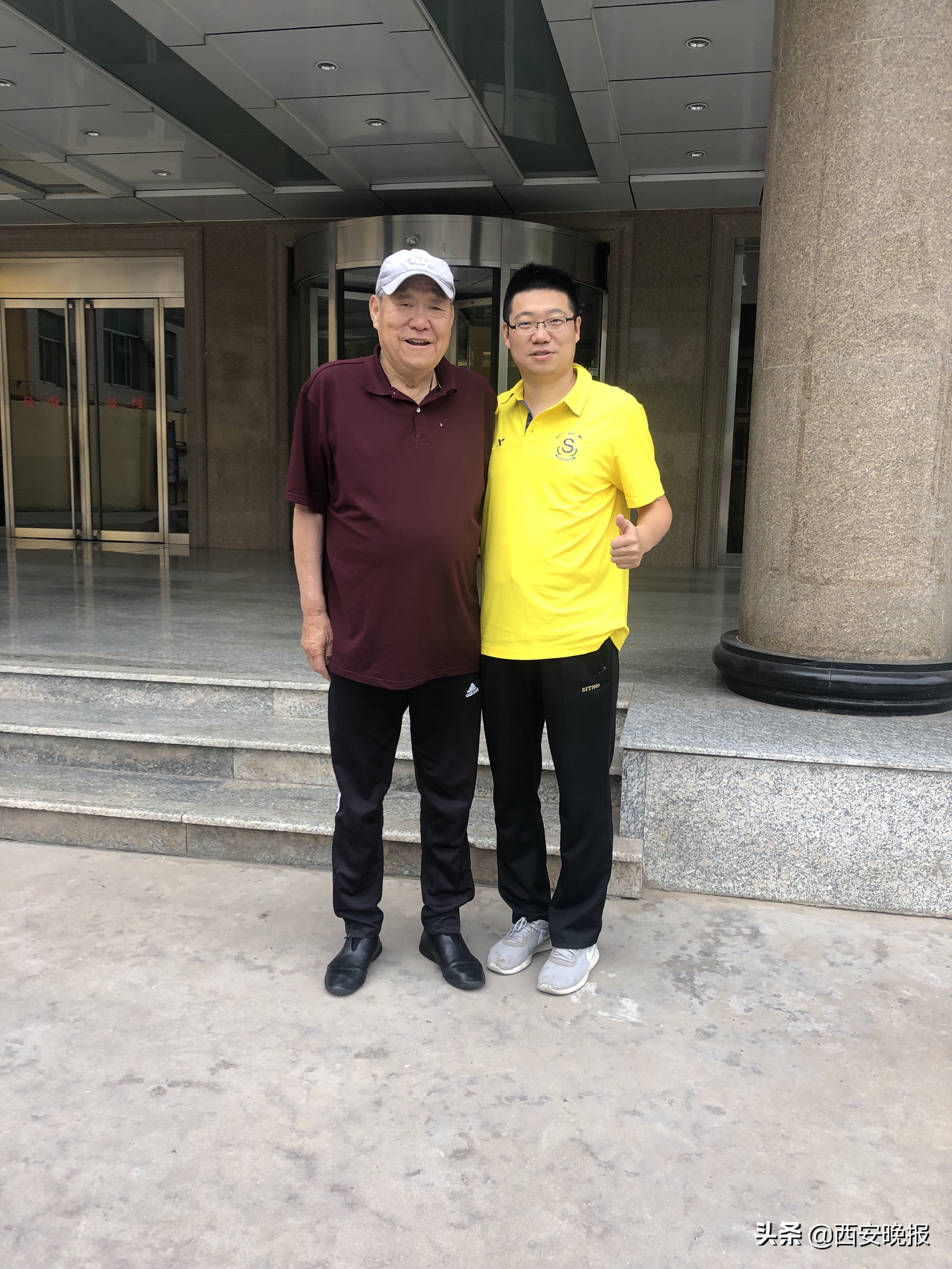 徐根宝陕西,徐根宝六代同堂完整版