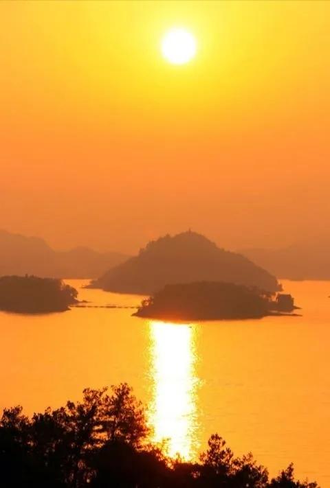 从千岛湖到屯溪老街,从千岛湖到黄山