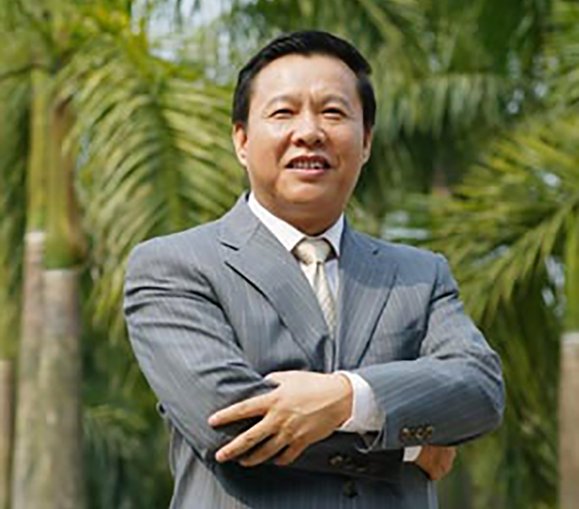 鲍鹏山高学历的野蛮人,鲍鹏山人生三个境界