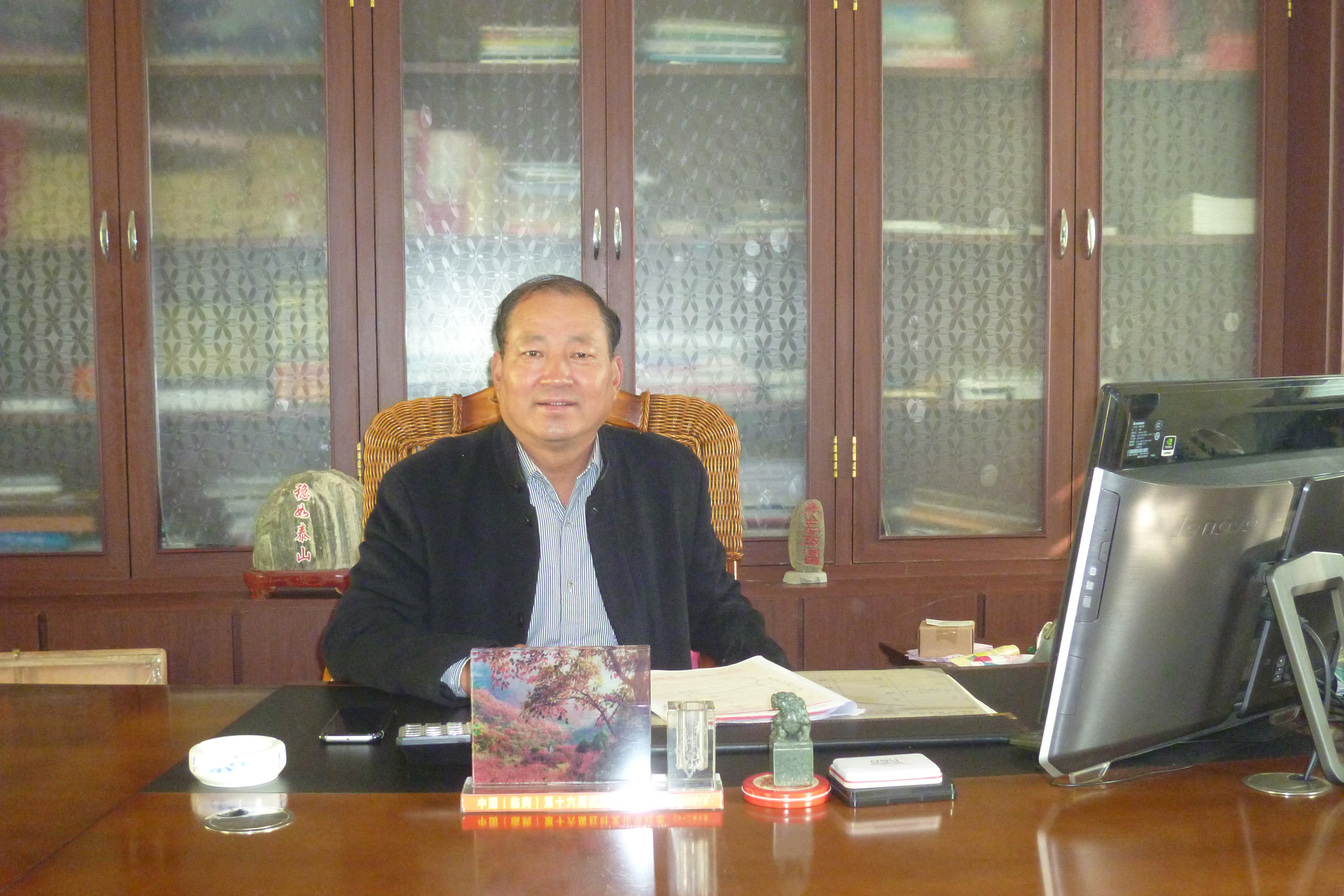 为人民谋福祉的人,为百姓谋福祉的下一句