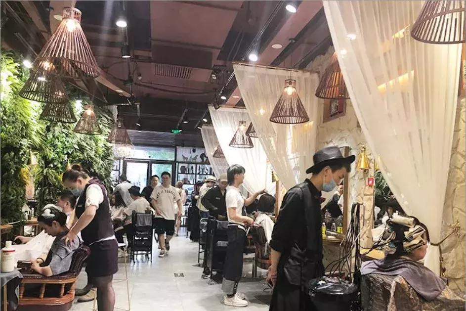 美业经纬丨风口过后，谁在逆风飞翔——北京逸丝风尚16年沉淀之路