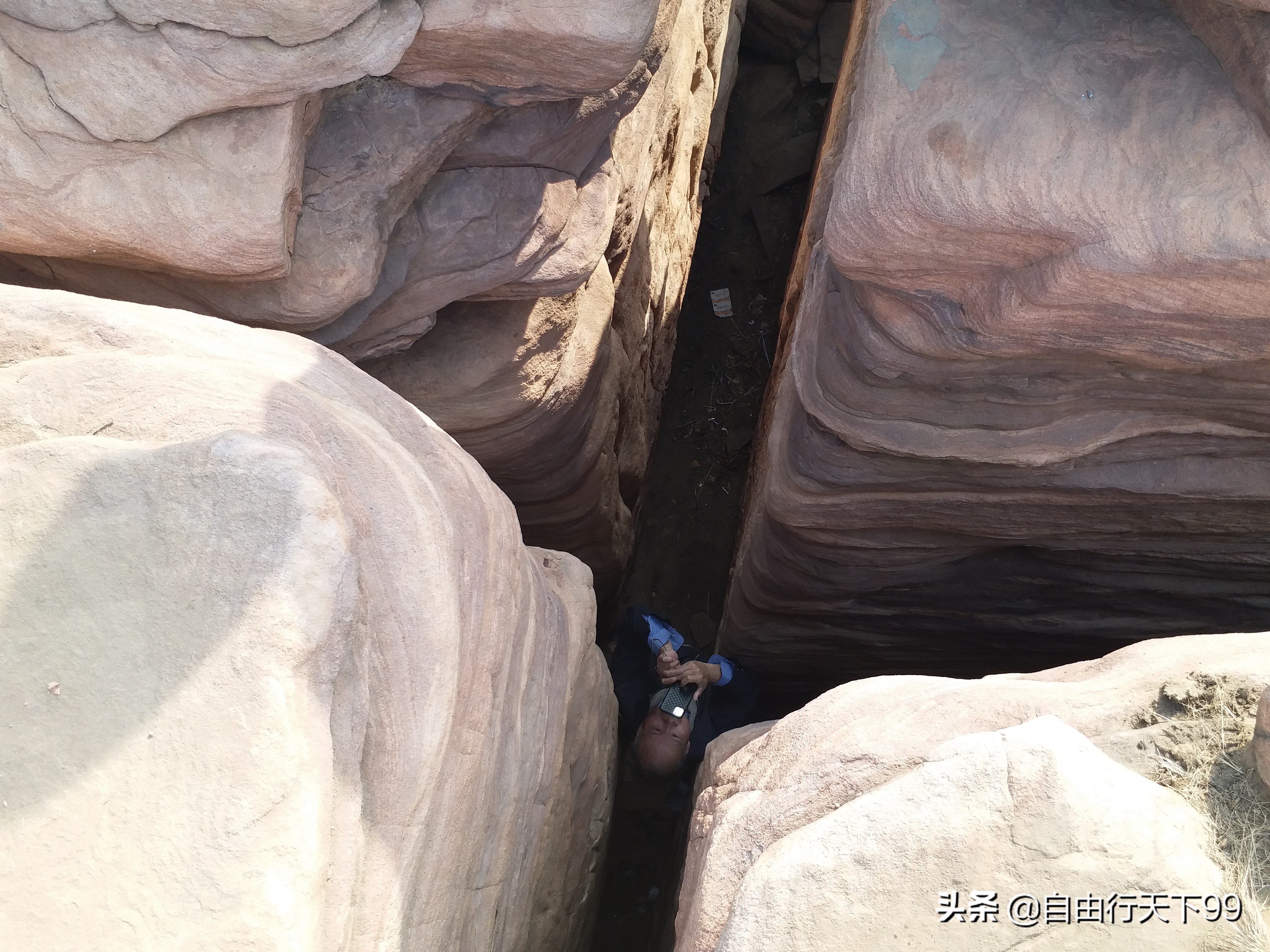 石家庄井陉深山山顶,井陉悬崖峭壁