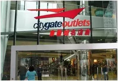 下了飞机运的行李要从哪里拿,下了飞机去哪里取托运的行李