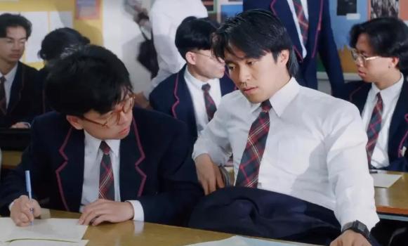 必看的100部经典喜剧电影,2020年底十部顶级震撼的喜剧电影