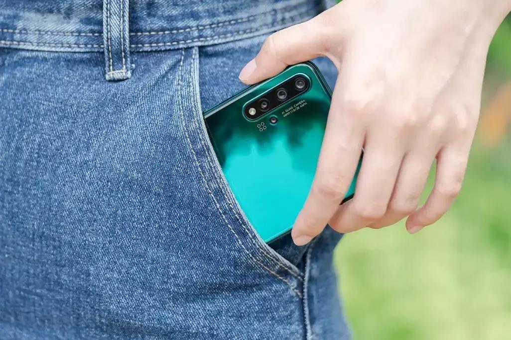 鍗庝负nova5璇勬祴瑙嗛,nova5鍗庝负鎵嬫満娴嬭瘎