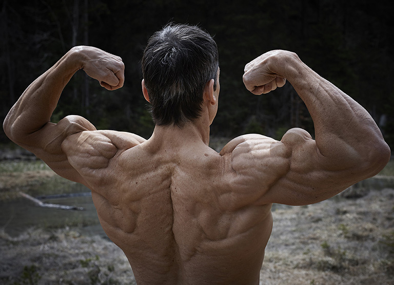 52岁体脂率多少正常,自然健美冠军40岁的样子