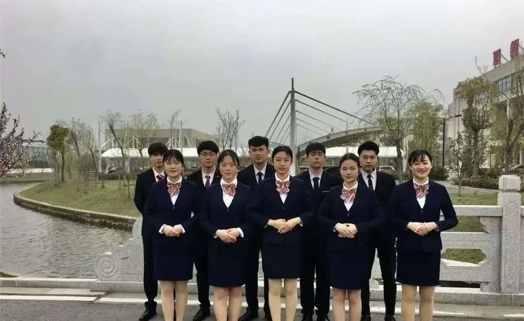 海门镇志愿服务图片,海门温度