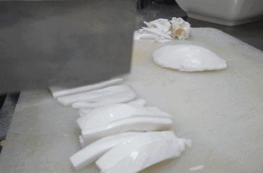 敢吃它的女生，我劝你不要惹