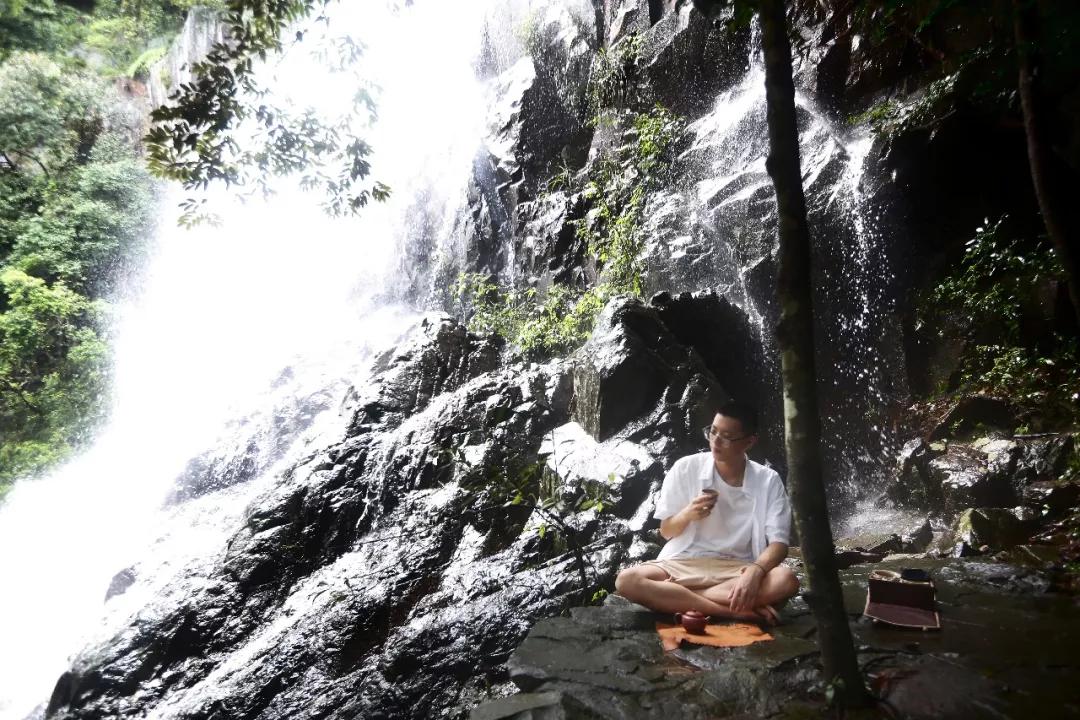 雅漾地址,雅漾去红产品