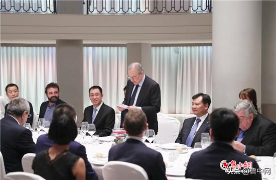 许家印直飞武里南视频,许家印现身马德里助威恒大杯