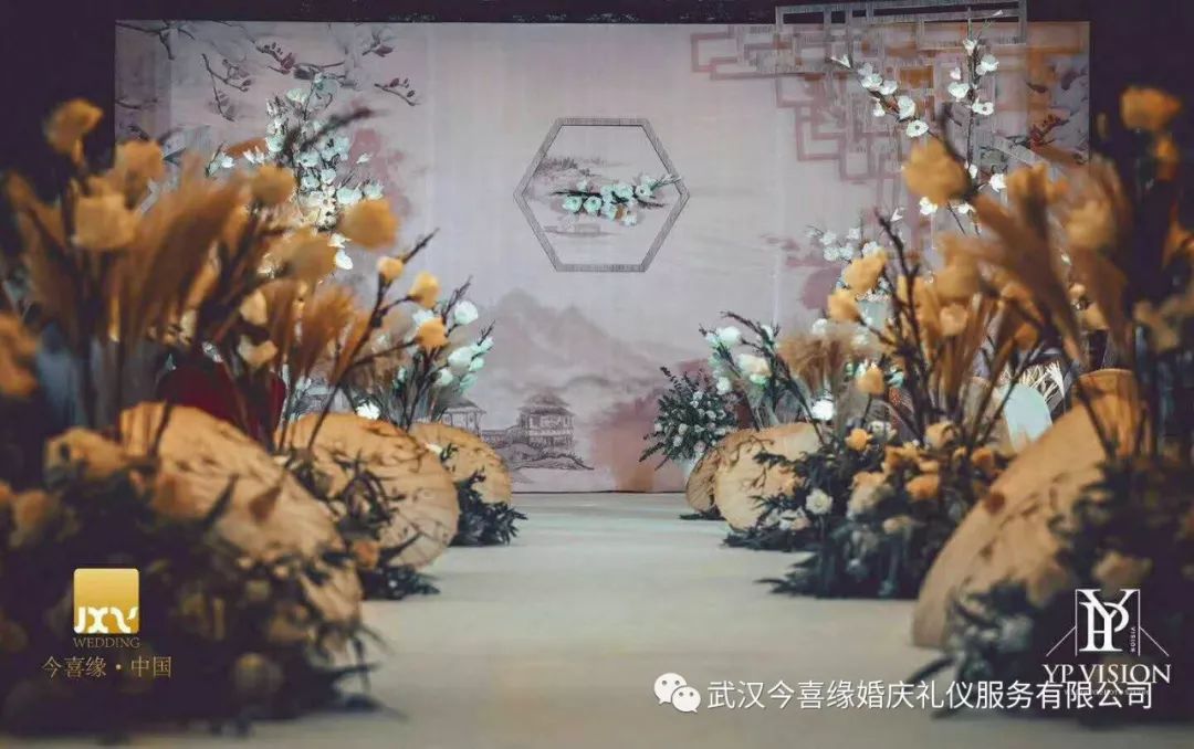 婚礼上上签丨喜欢复古的你，决不能错过这几场婚礼