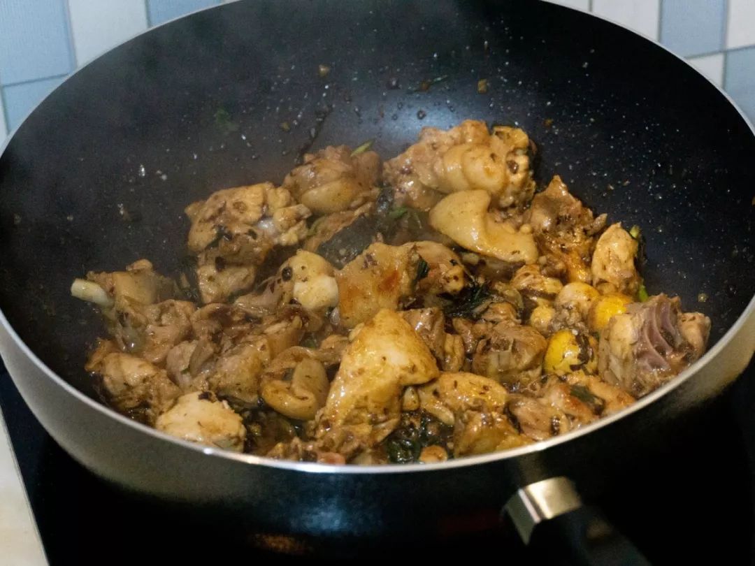 香港大元酒家秘传的「豆豉酱」，用它来做豆豉鸡，没有人能比得上