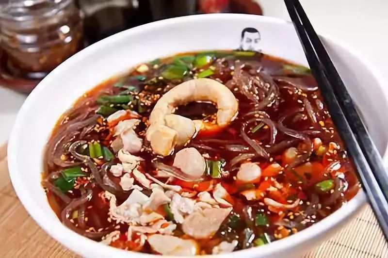 成都路边摊最火爆的小吃,成都特色美食小吃有哪些