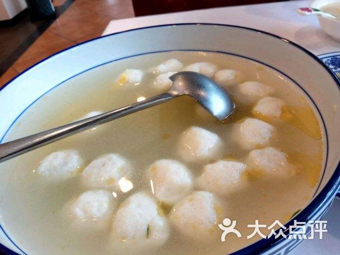 微山湖飘香鱼丸的正宗做法,微山湖手工鱼丸纯手工制作