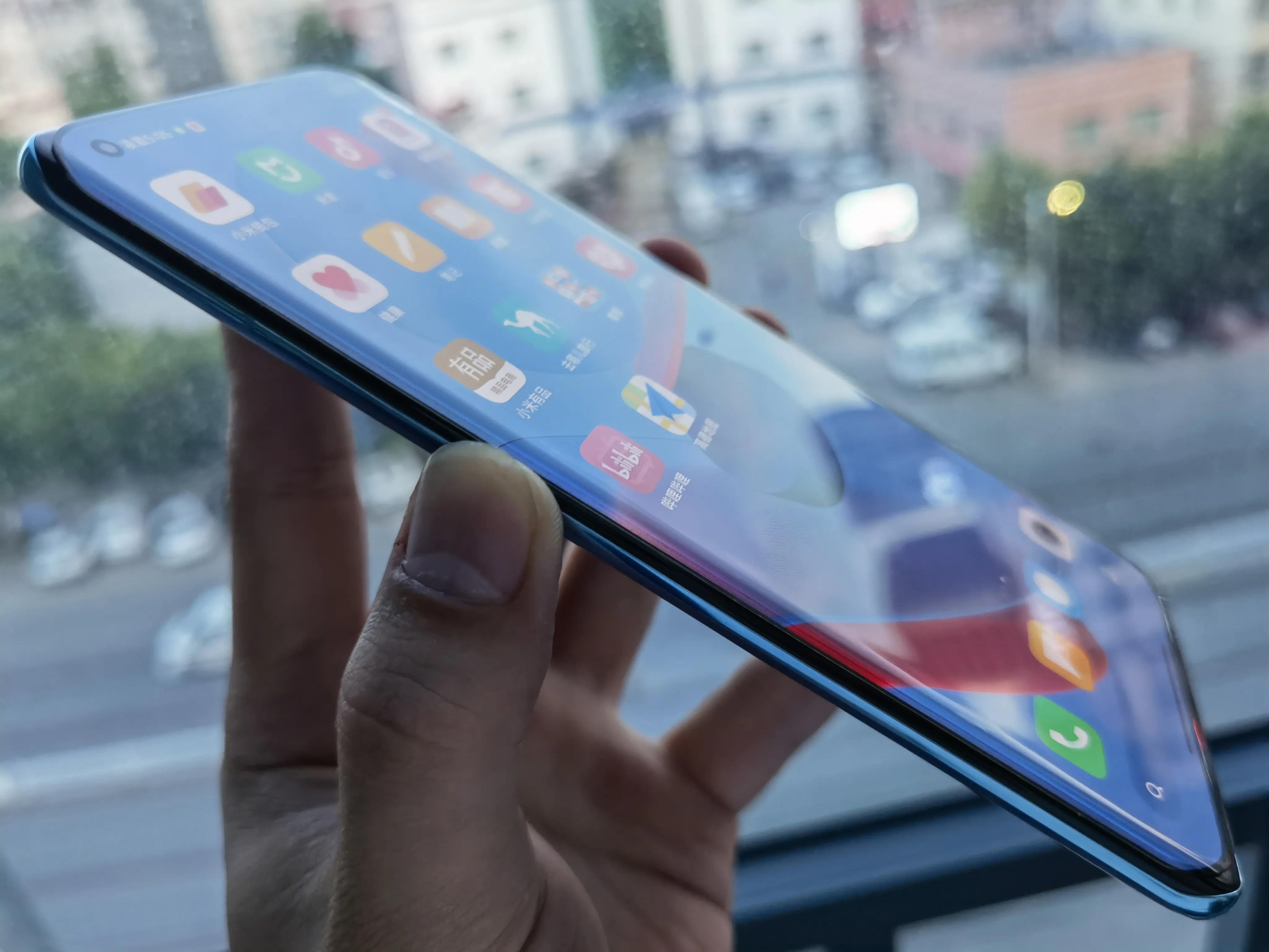 小米11pro贴了钢化膜感觉很重,小米11pro手机膜钢化膜推荐