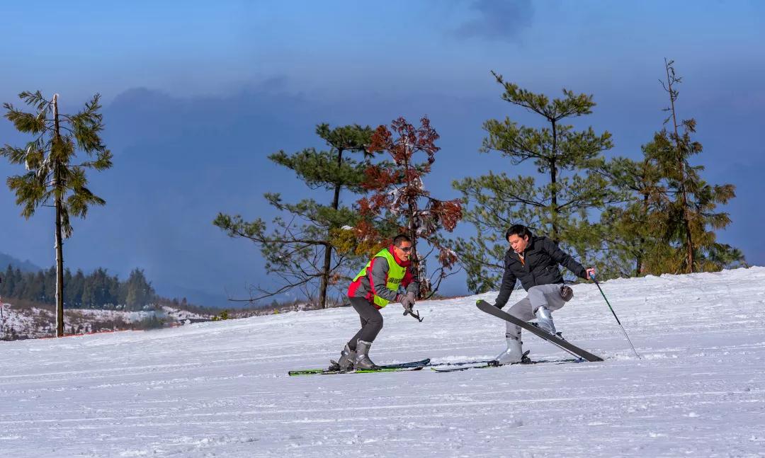 贵州冰雪旅游,贵州旅游滑雪最佳路线