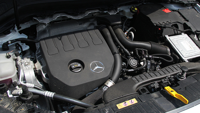 奔驰gla200百公里加速,奔驰gla200排量多大