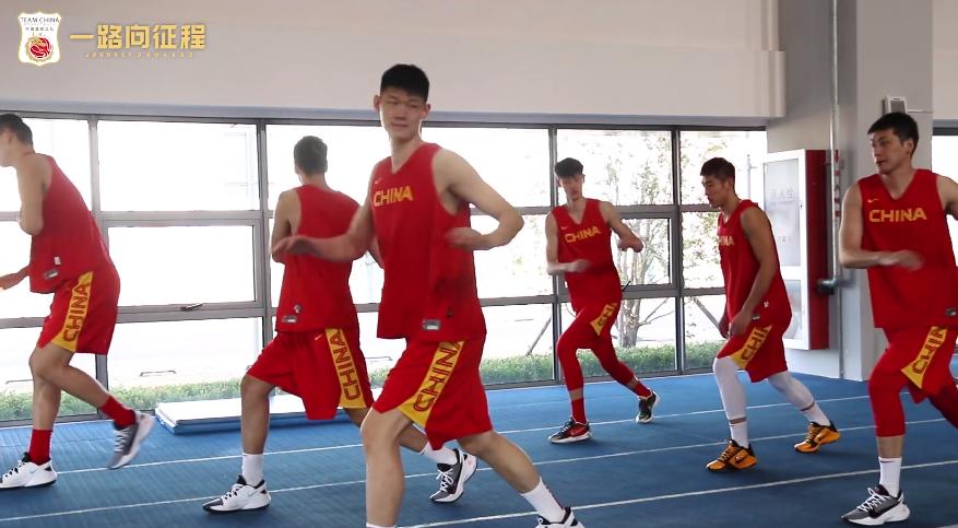 广东男篮将战辽宁男篮周琦复出吗,男篮周鹏回归完整版