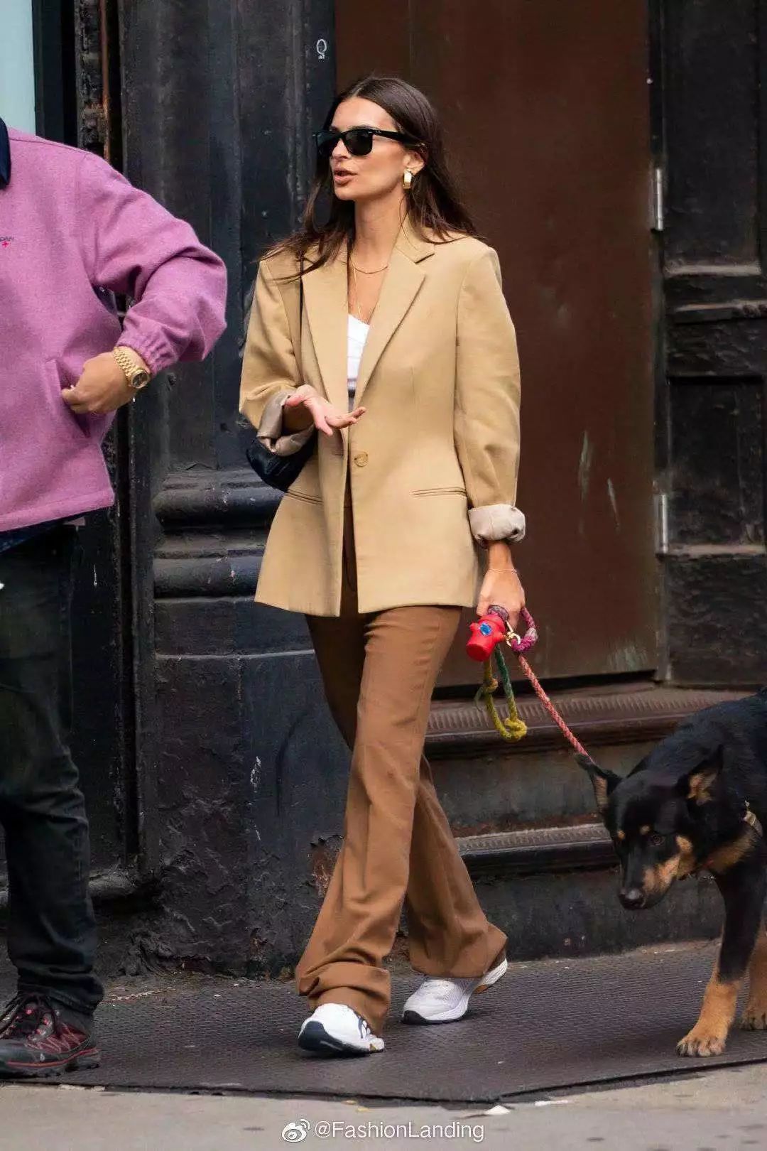 一米五小粗腿,158腿粗矮个子t台走秀穿什么