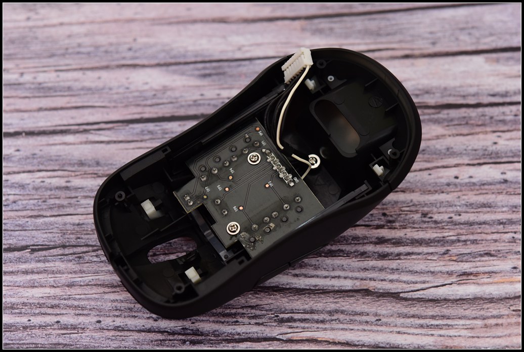 赛睿鼠标senseiten换微动,赛睿鼠标sensei10评测