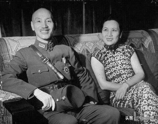 女人佩戴什么样的手镯最养人,女人一生最幸福的玉镯