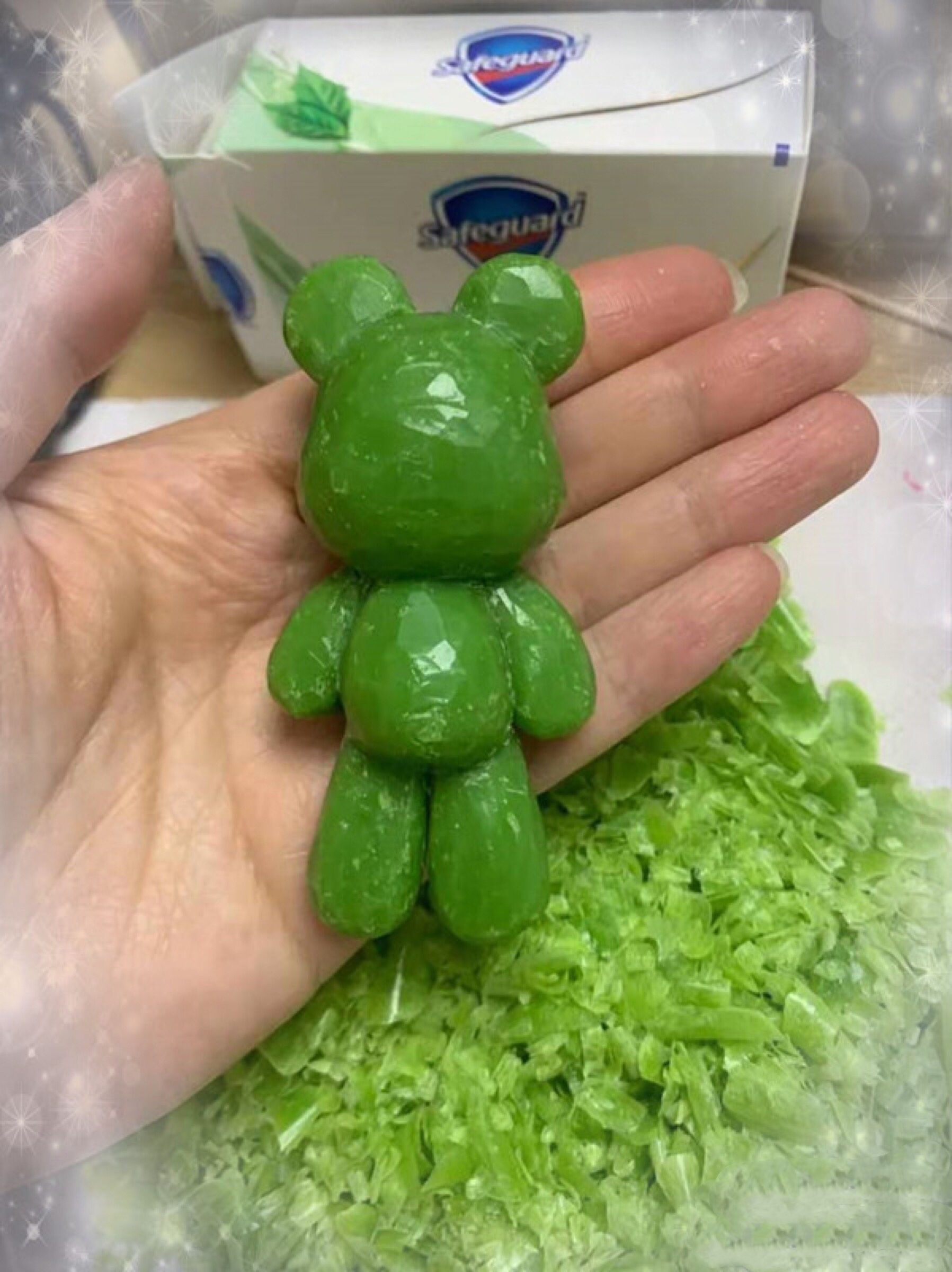 怎样用大香皂雕刻小香皂,香皂爱心雕刻过程