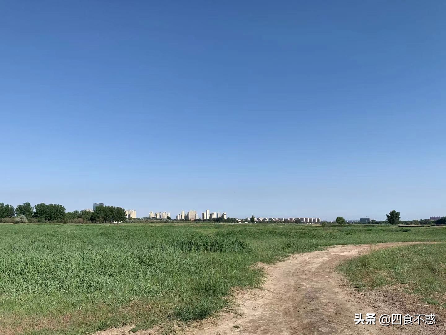 包头，原只想逗留一日，却因一顿羊肉多待一天