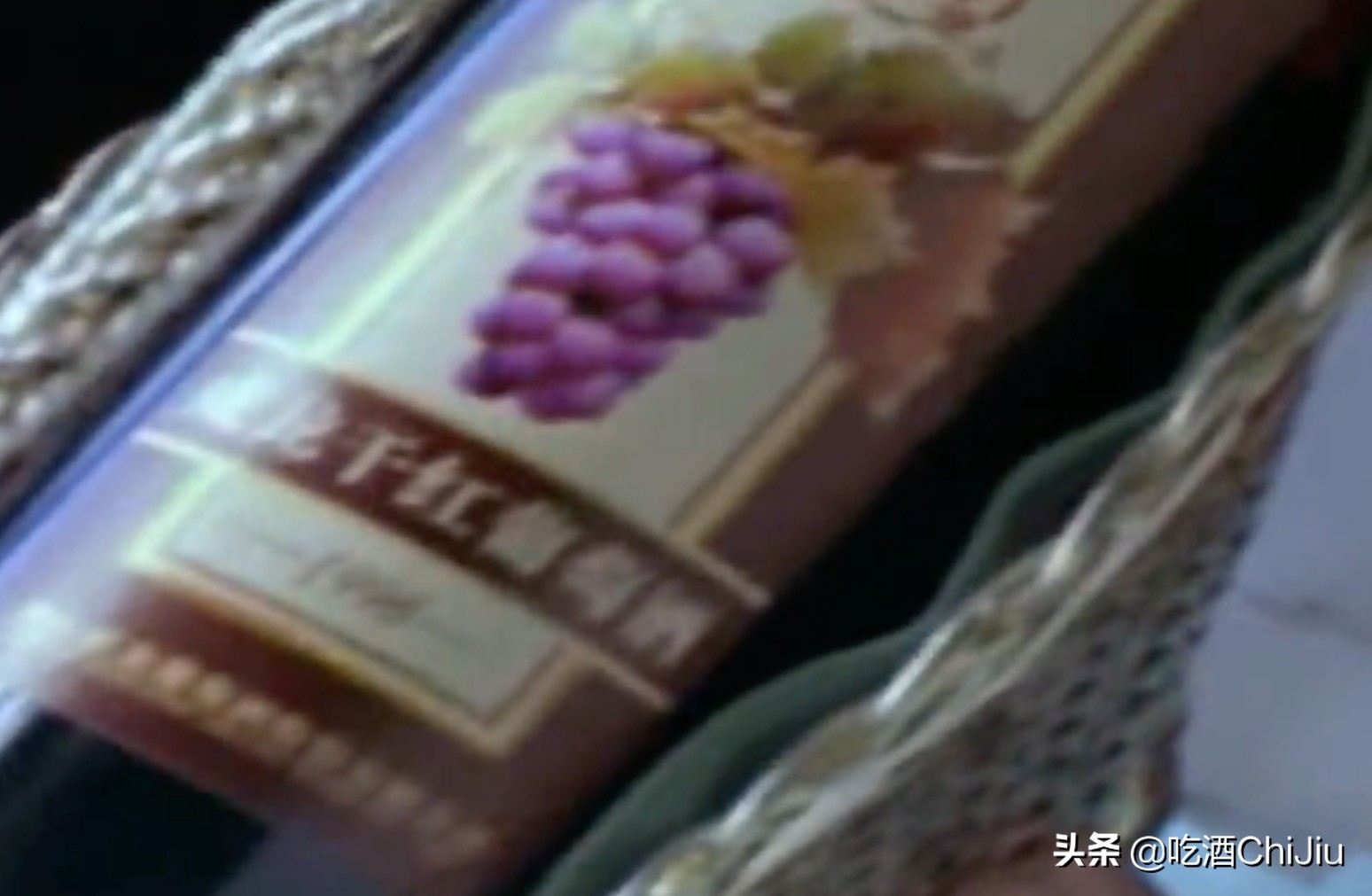 葡萄酒干红和赤霞珠有什么区别,甜红葡萄酒和干红葡萄酒区别