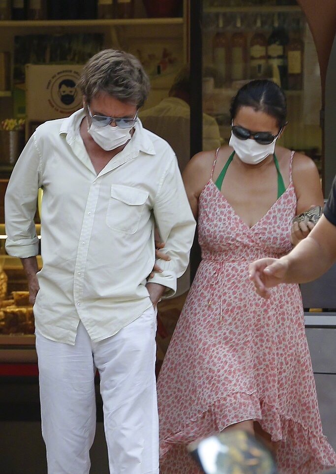 巩俐发福身材肥胖认不出,林志玲巩俐李湘