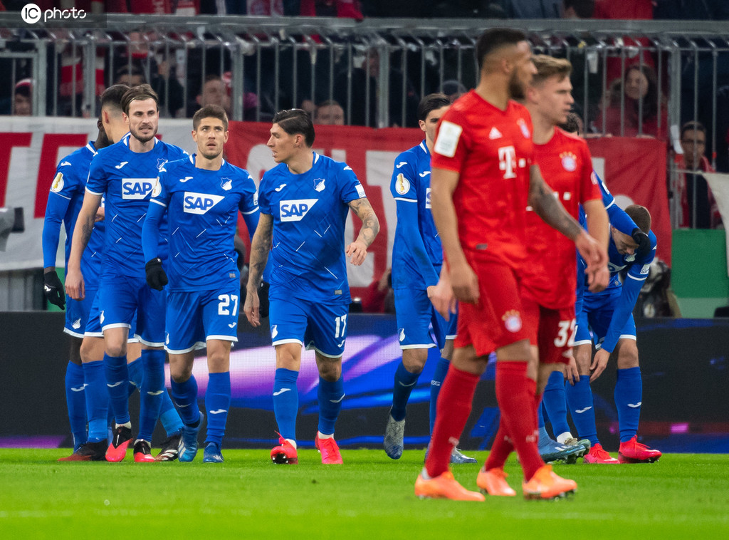 「深度评论」冬歇之后硬仗之前聊聊最近半个月拜仁的攻与防