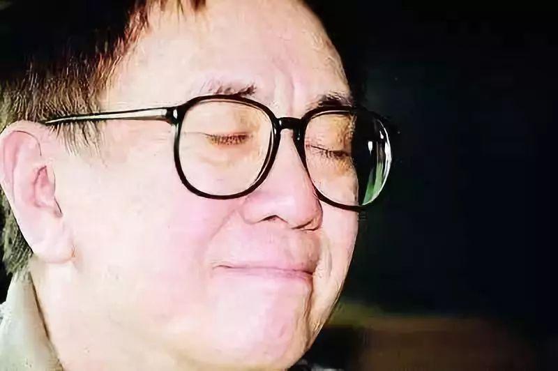 黄霑跟李小龙打架,黄沾李小龙打架完整版