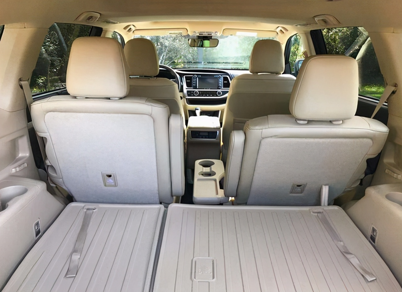 27.88万汉兰达配置,汉兰达卤素大灯改成led好吗