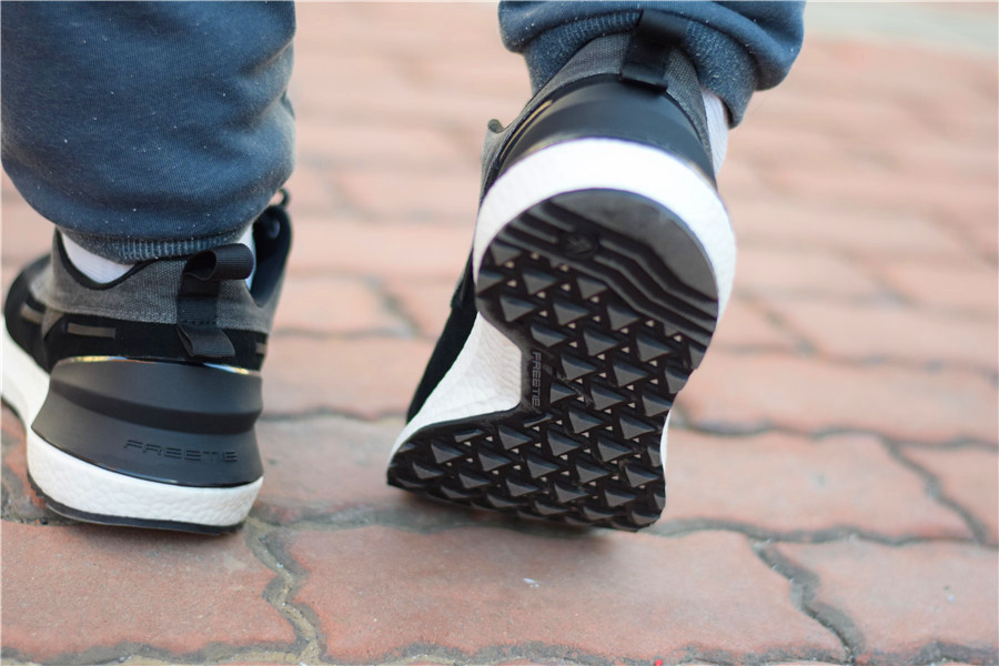 小米有品高科技鞋,好饭不怕晚抖音探店