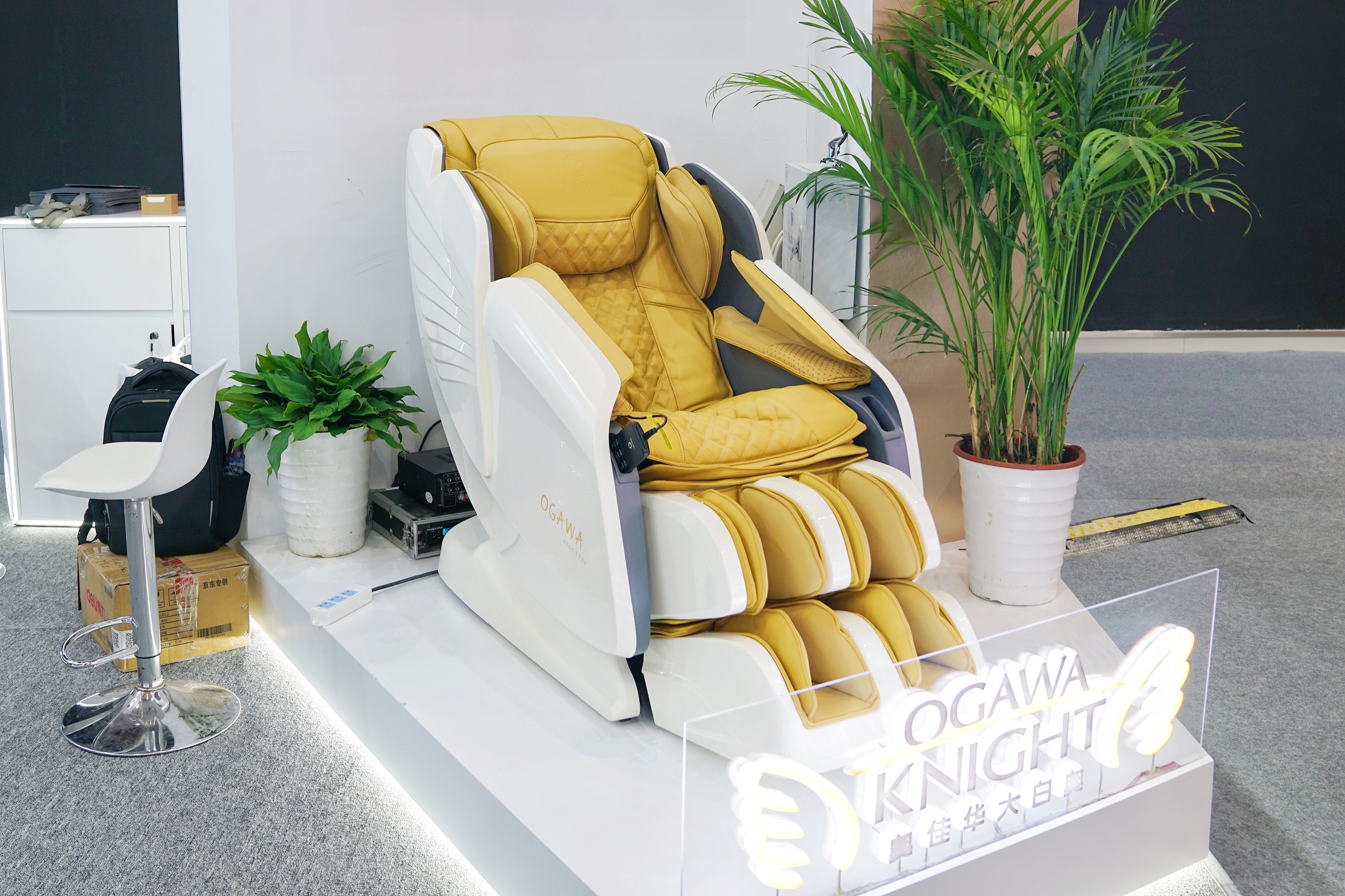 颈部按摩仪物理的和电击的哪个好,电击疗法按摩仪