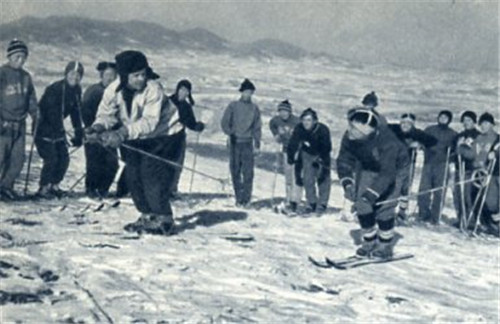 彭先武：中国第一代高山滑雪教练，培养40多个全国冠军