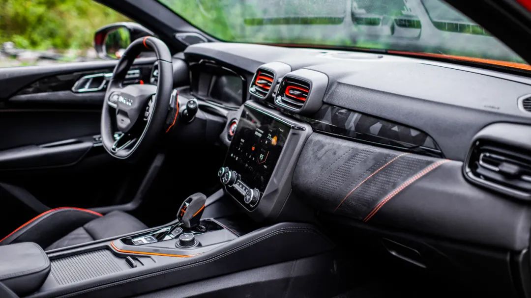 领克02hatchback后备箱空间,领克02hatchback2022