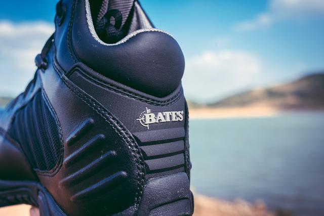 户外达人穿搭,战术靴冬季测评