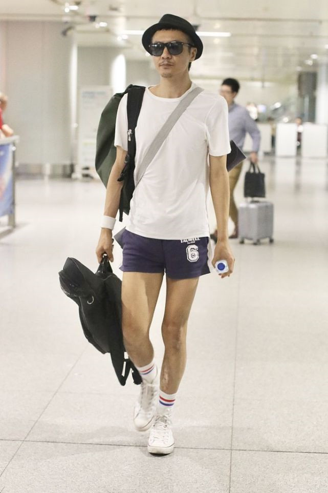 朴树戴帽子演唱会现场版完整版,朴树走机场