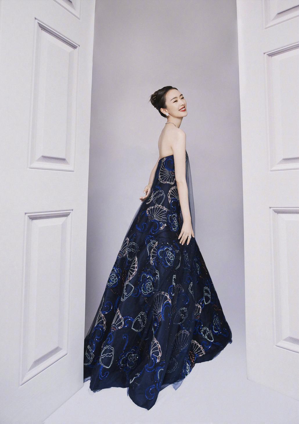 最新明星红毯珠宝,女明星红毯封神造型礼服