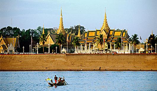 中国人在柬埔寨工厂工资,柬埔寨金边的工资高吗