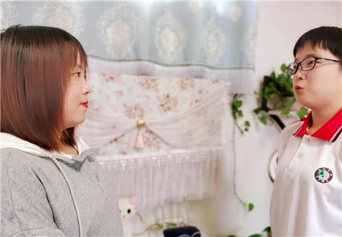 河北省唐山市友谊中学开展“*党**的故事我来讲”系列活动