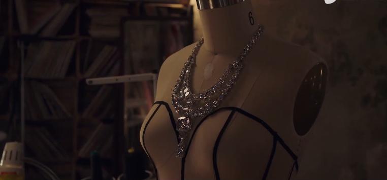 8位好莱坞女神盗宝1.5亿,犯罪过程高潮不断,满屏都是荷尔蒙