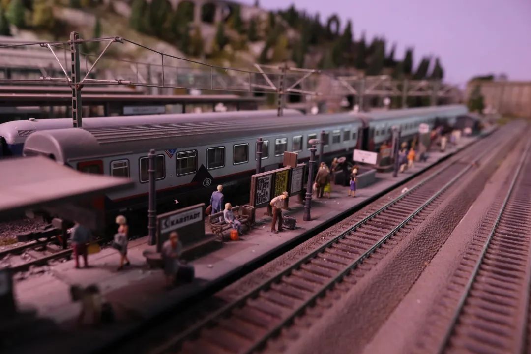 鍗佸ぇ鐑棬浜插瓙涔愬洯娣卞湷,鏂ヨ祫涓や嚎鐨勬父涔愬洯