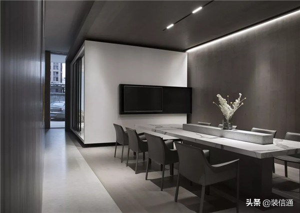 蜕变与新生|极简办公空间设计,全新的办公体验