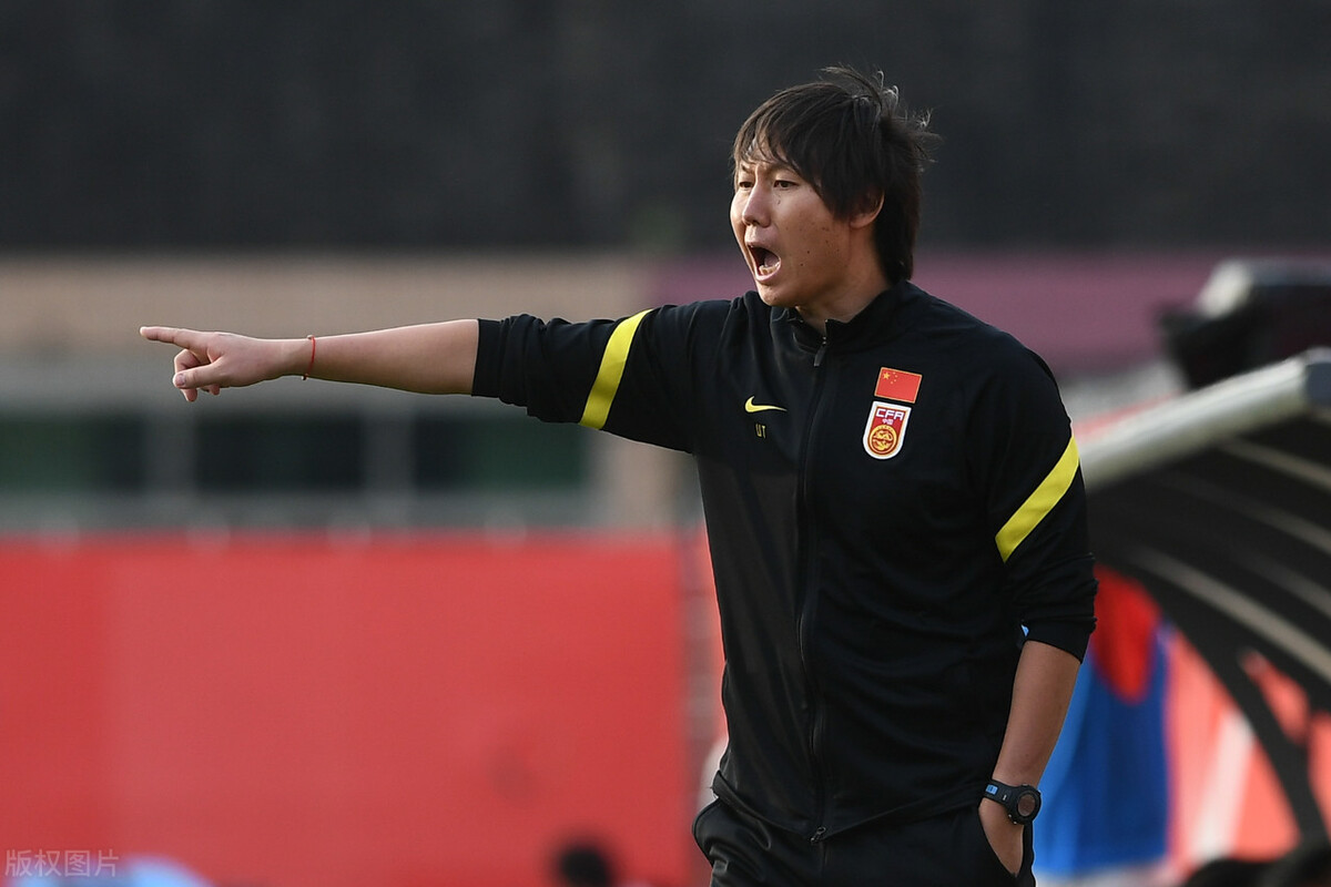 国足世预赛中国与日本,cctv5直播国足vs日本世预赛直播