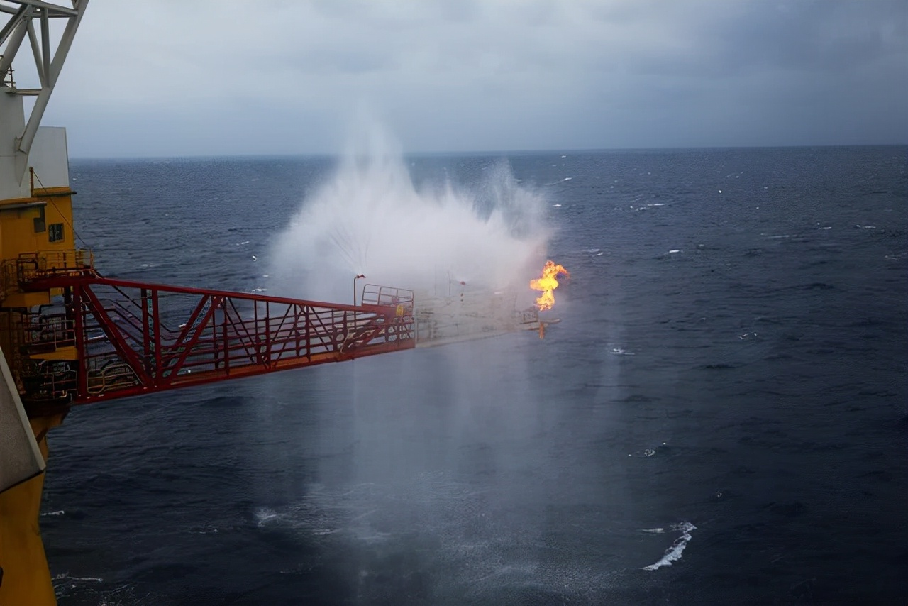 可燃冰新能源汽车研发成功,可燃冰新能源汽车研究成功了吗